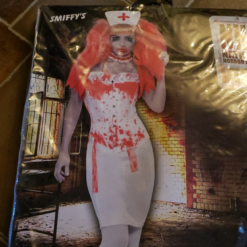 Smiffy's bloody nurse zombie costume L